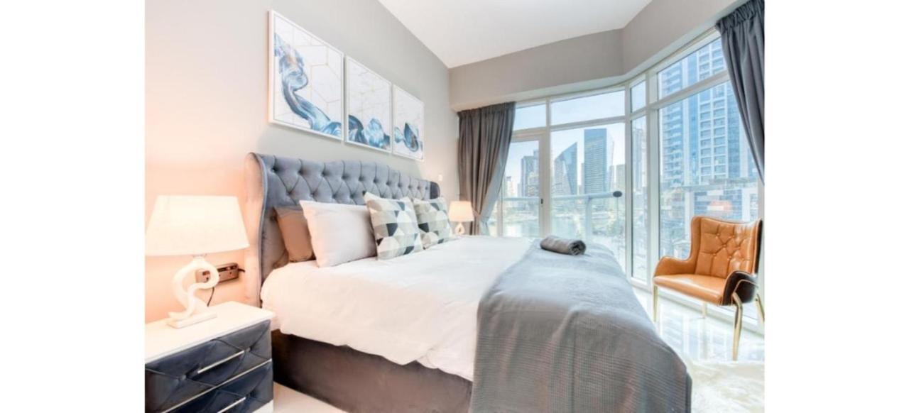 Luxurious 4-Bedroom Duplex Villa Apartment Near Jbr Dubái Exterior foto